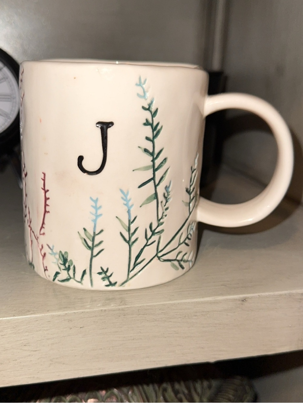 ANTHROPOLOGIE Dagny Monogram Coffee Tea Mug Cup 14.5oz Hand painted Stoneware - Picture 1 of 10